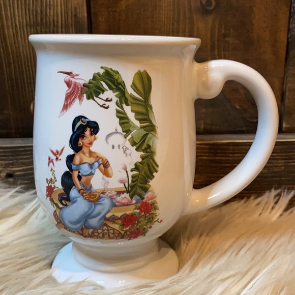 Jasmine from Aladdin Disney Store Collectible Mug - Picture 3 of 5